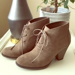NEW IN BOX MIA Booties